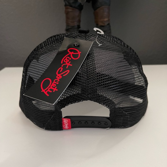 RIOT SOCIETY: TOKYO Geisha Skull Black Mesh Trucker Hat - Picture 3 of 8